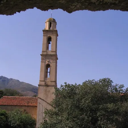 Couvent De Tuani فيلة